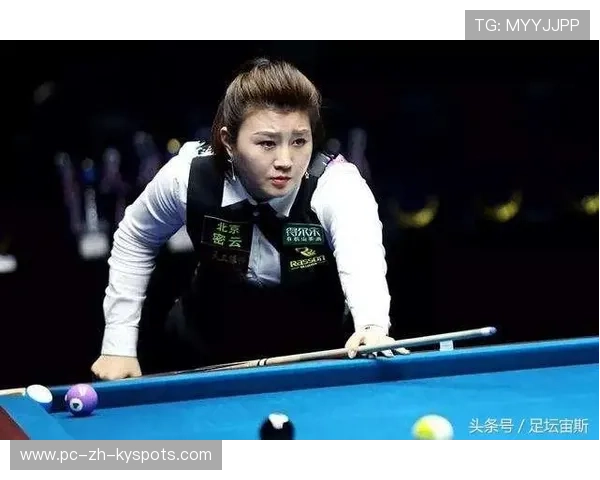 “台球激战：天府校区体育馆赛场上的精准与技巧”